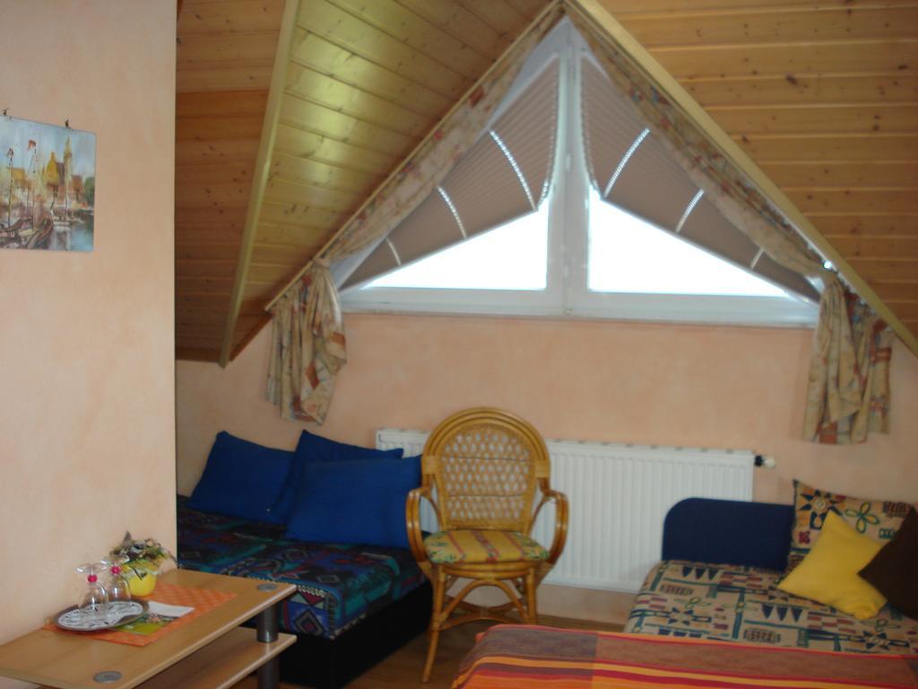 Ferienwohnungen - Gaestehaus Gertrud Moog- Rust Bagian luar foto